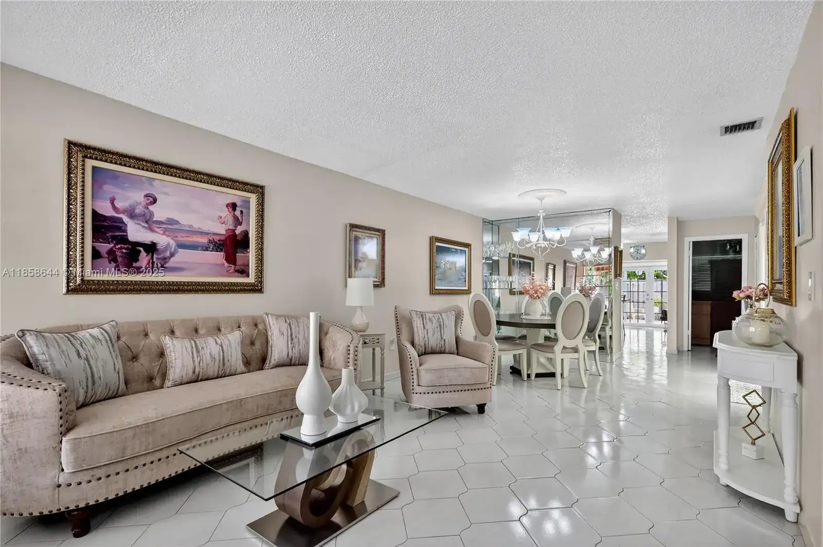 6570 W 2nd Ct # 19C, Hialeah FL 33012 photo 2