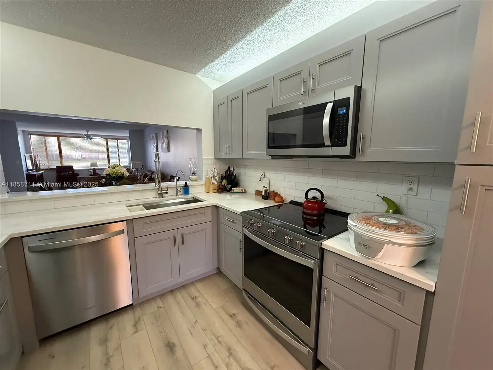 10706 W Clairmont Cir # 110, Tamarac FL 33321 photo 4