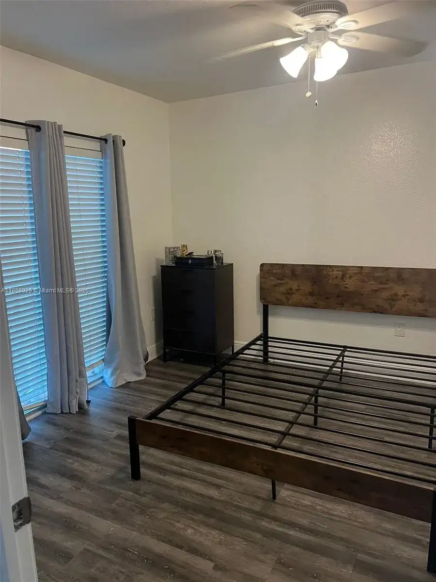 20930 SW 87th Ave # 303, Cutler Bay FL 33189 photo 4