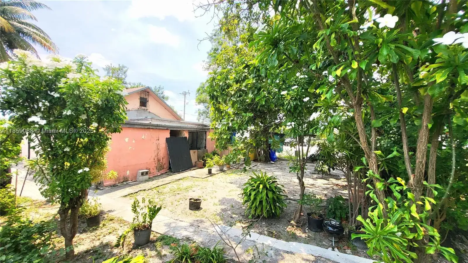 683 NW 30th St, Miami FL 33127 photo 5