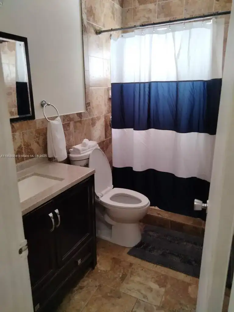 4015 Indian Creek Dr # 307, Miami Beach FL 33140 photo 3