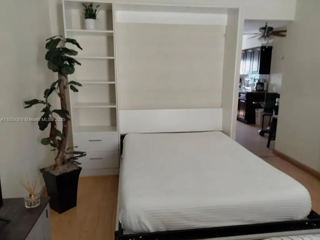 4015 Indian Creek Dr # 307, Miami Beach FL 33140 photo 4