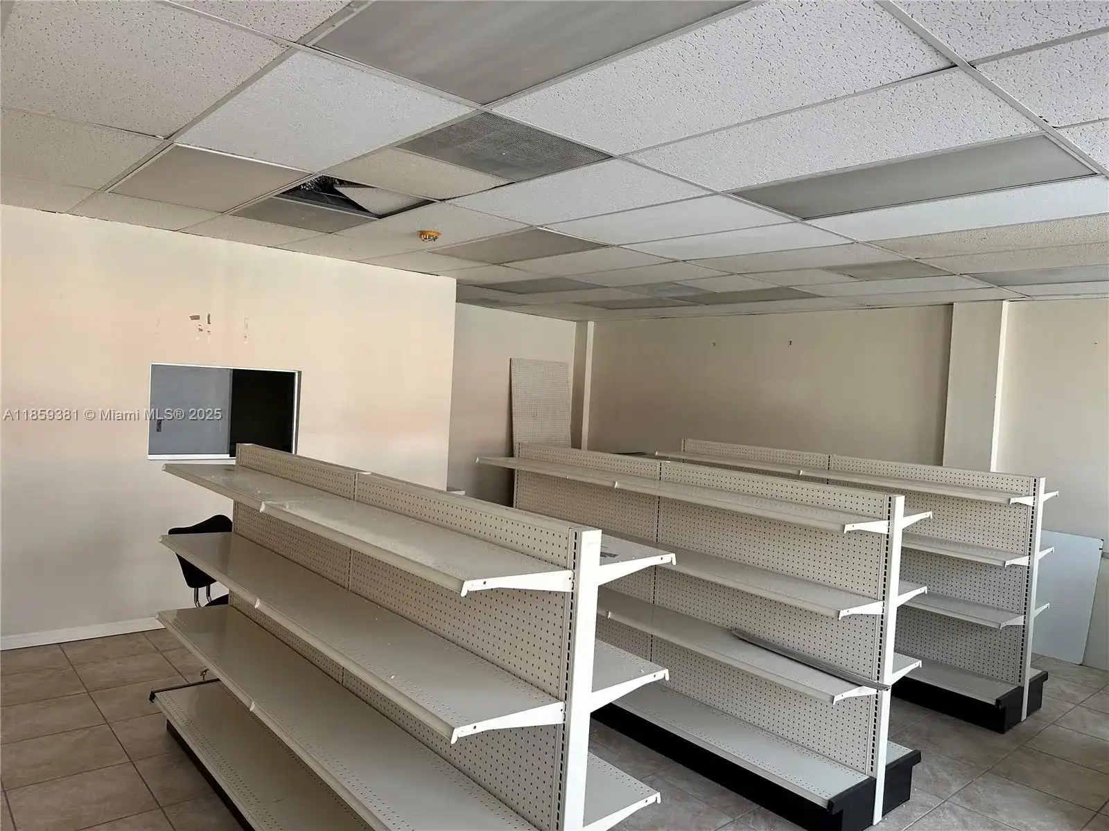 455 SW 17th Ave, Miami FL 33135 photo 3
