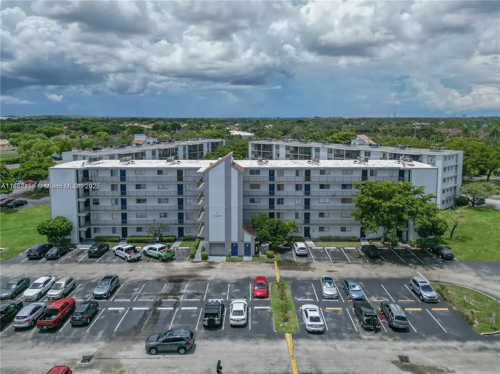 8740 N Sherman Cir # 408, Miramar FL 33025 photo 2