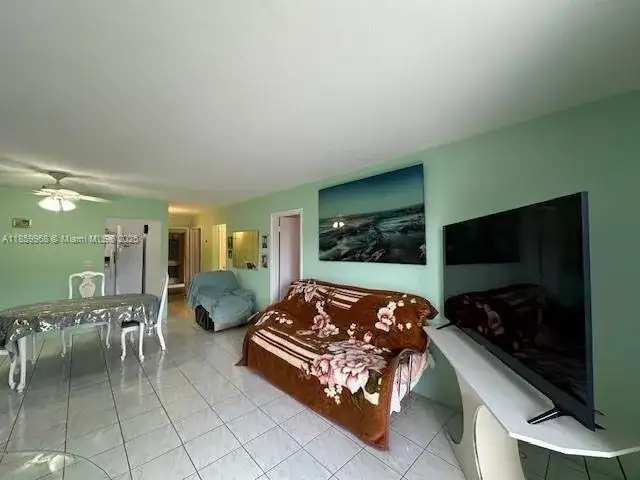 16701 NE 13th Ave # 102, Miami FL 33162 photo 4