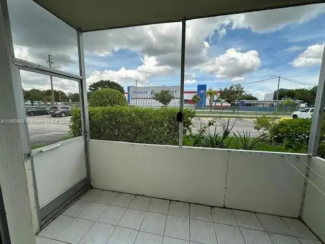 16701 NE 13th Ave # 102, Miami FL 33162 photo 5