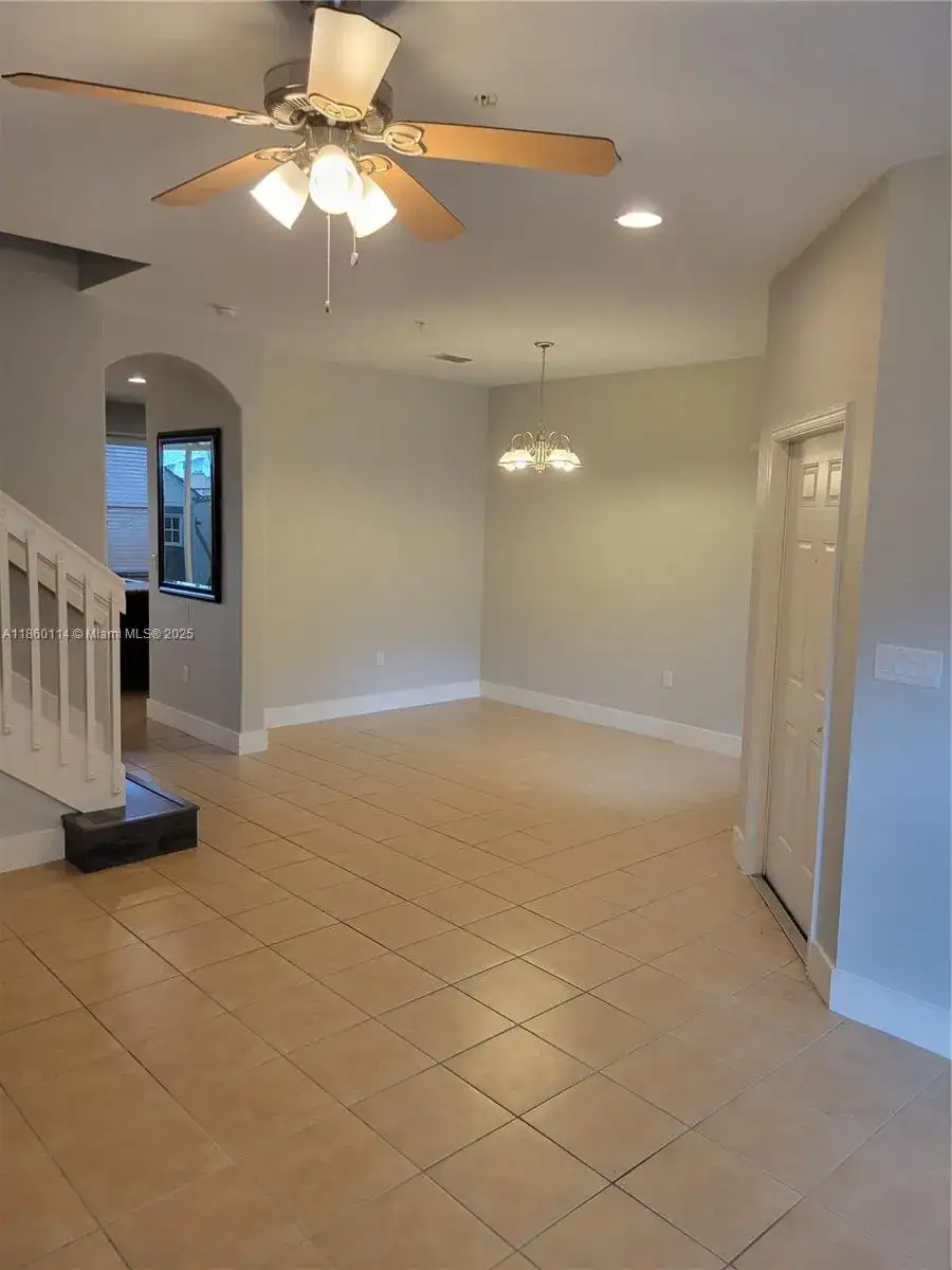 2851 W Prospect Rd # 405, Tamarac FL 33309 photo 4