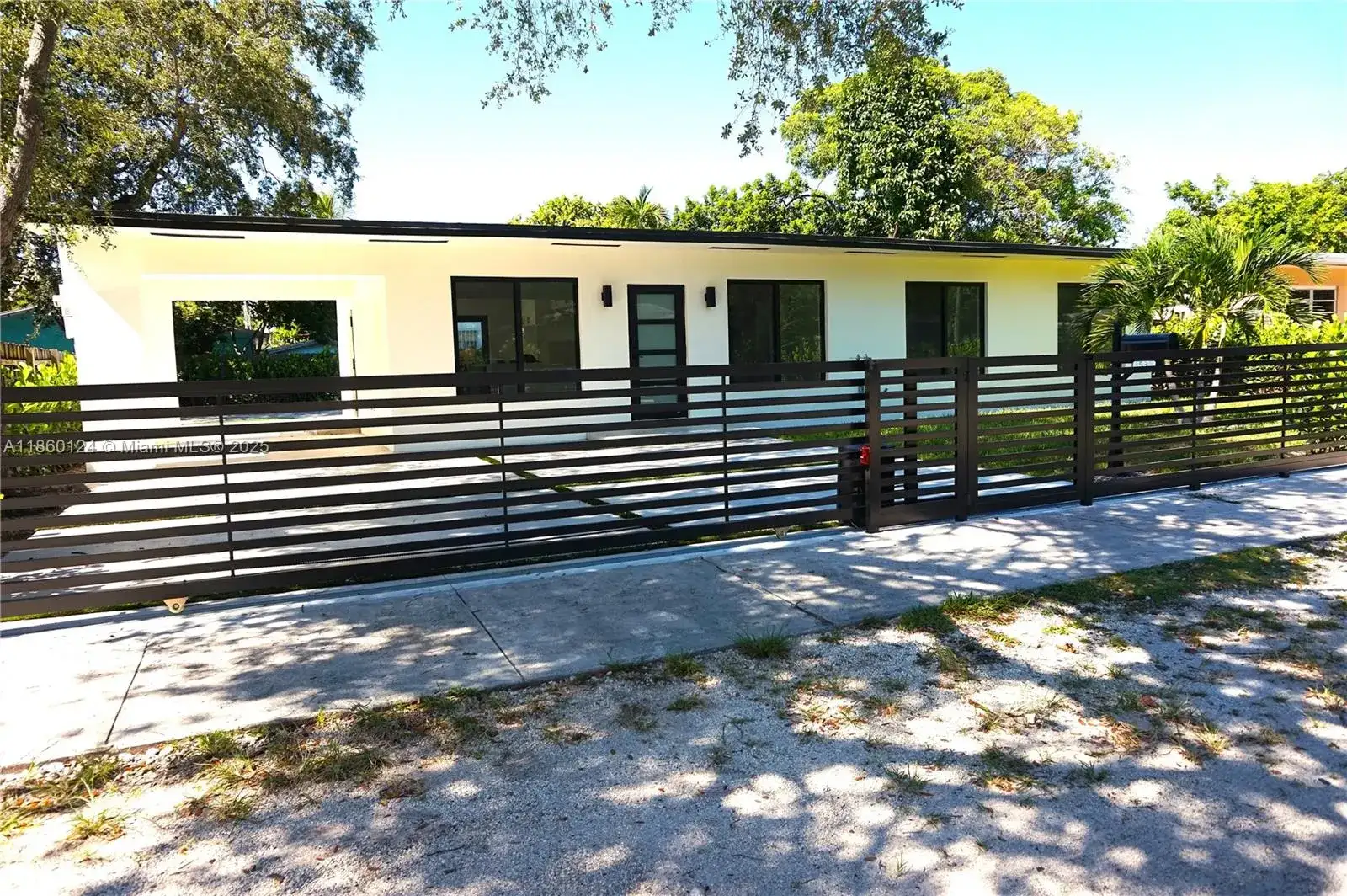 53 NW 68th St, Miami FL 33150 photo 2