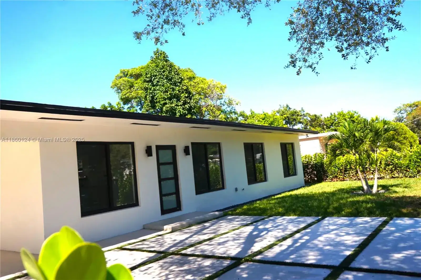 53 NW 68th St, Miami FL 33150 photo 4