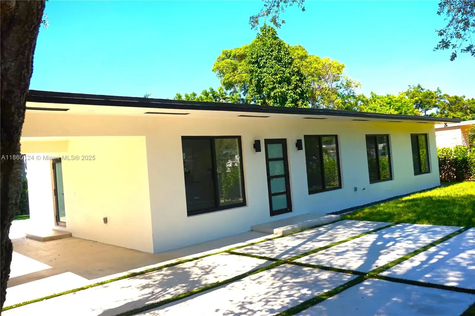 53 NW 68th St, Miami FL 33150 photo 5