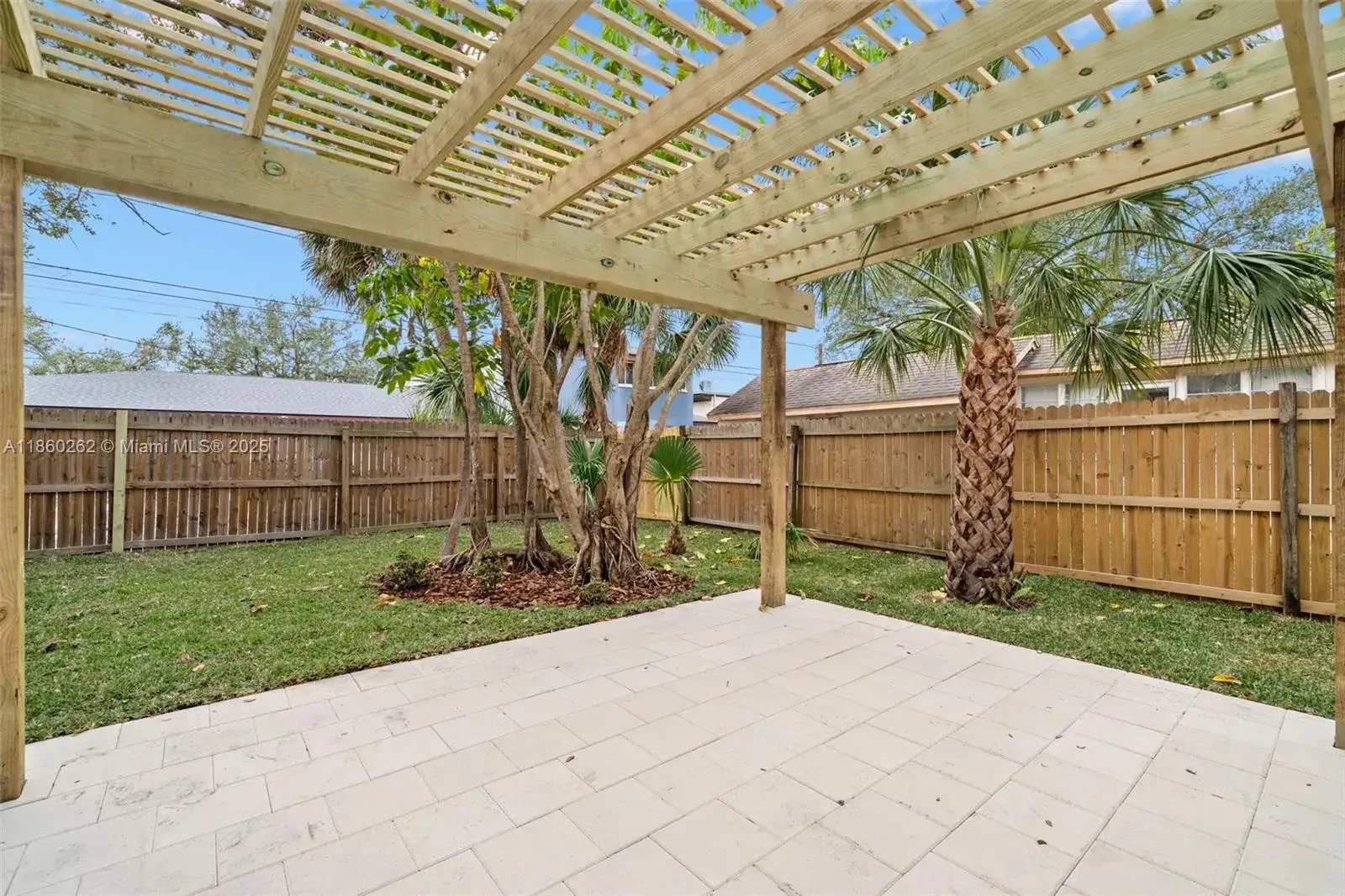 4536 1ST AVENUE N, St Petersburg FL 33713 photo 3