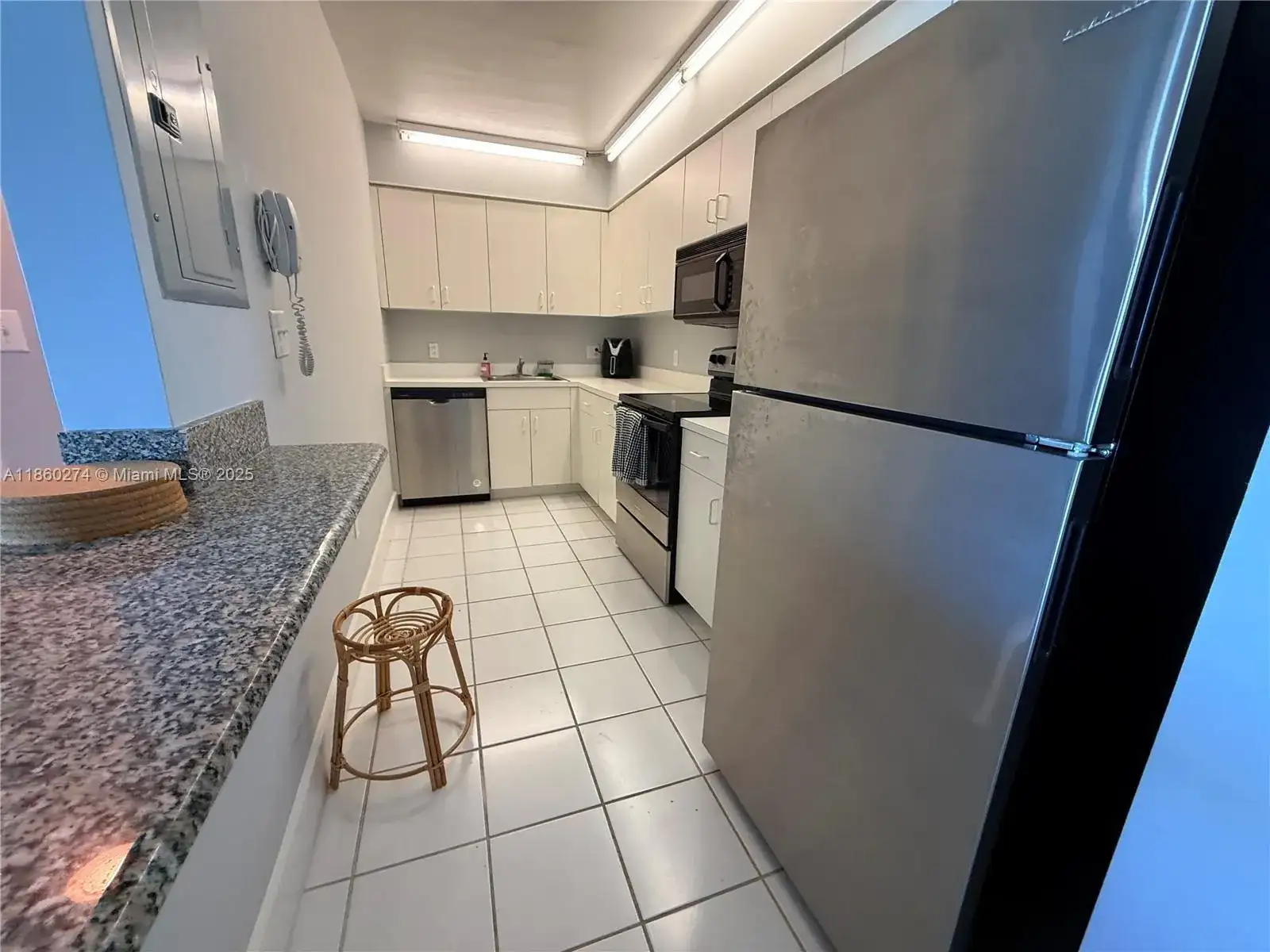 800 Claughton Island Dr # 703, Miami FL 33131 photo 5