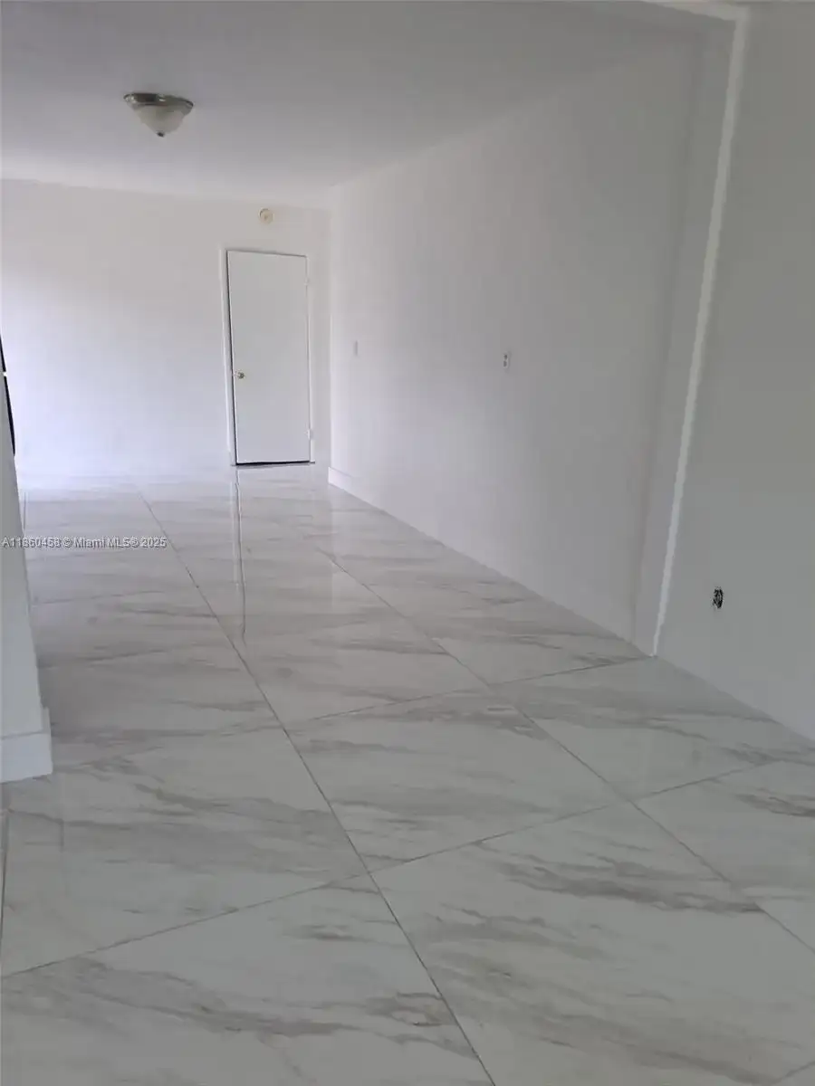 4265 SW 51st St, Dania Beach FL 33314 photo 2