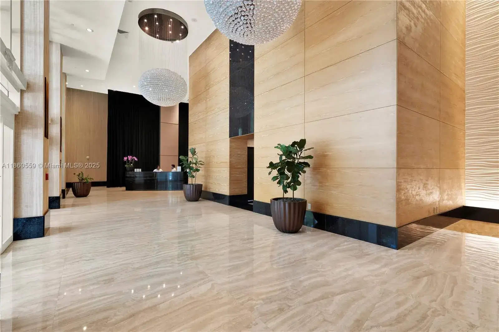 950 Brickell Bay Dr # 802, Miami FL 33131 photo 3