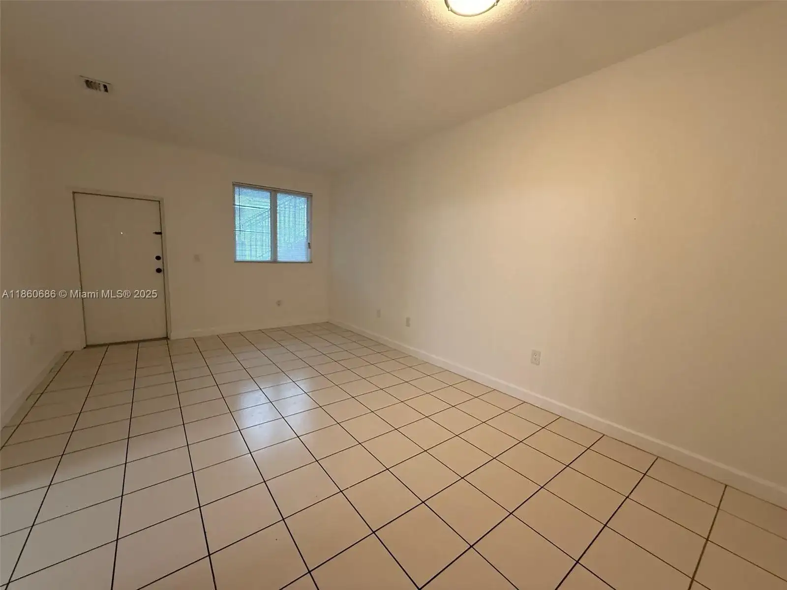 1663 SE 27th Dr # 105, Homestead FL 33035 photo 3