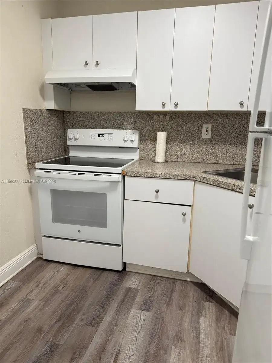 17255 SW 95th Ave # 445, Palmetto Bay FL 33157 photo 4