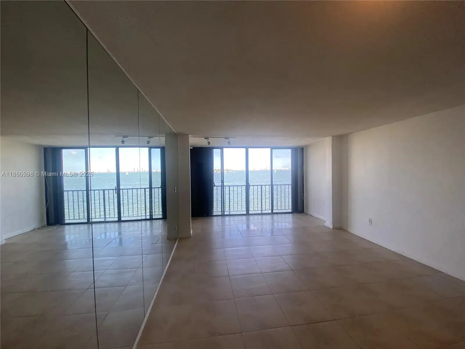 7899 NE Bayshore Ct # 3D, Miami FL 33138 photo 3