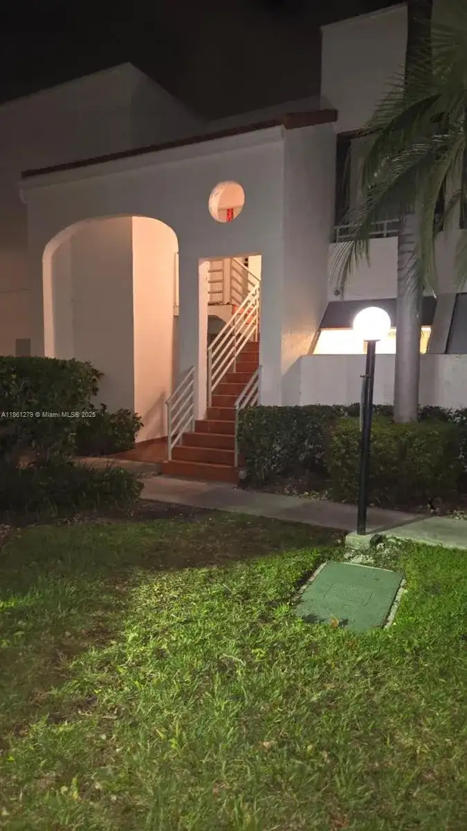 3558 Magellan Cir # 132, Aventura FL 33180 photo 2