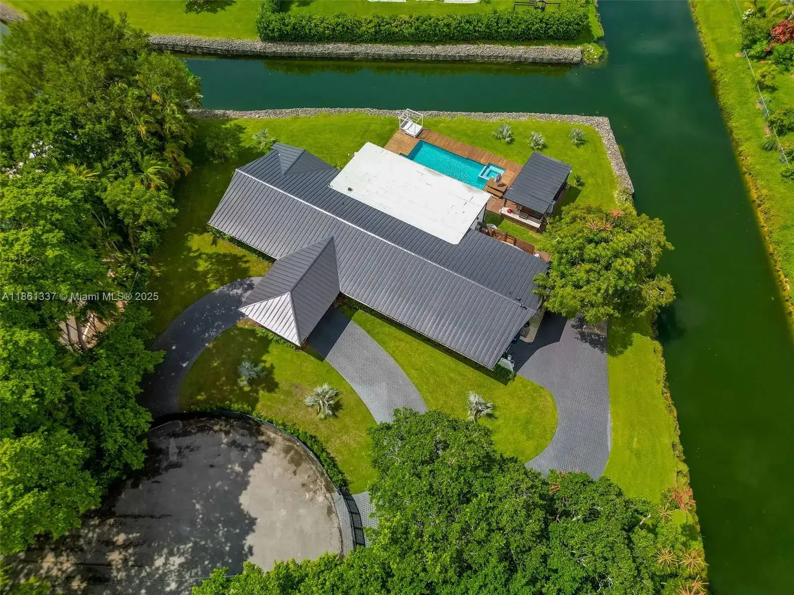 7000 SW 125th St, Pinecrest FL 33156 photo 4