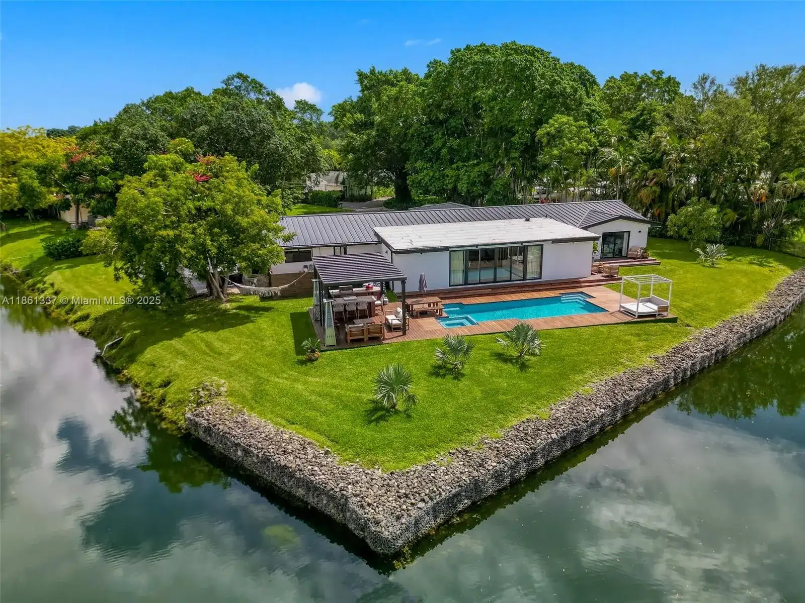 7000 SW 125th St, Pinecrest FL 33156 photo 5