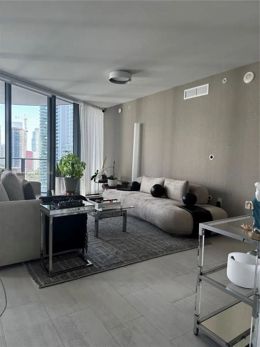 1000 Brickell Plz # 2301, Miami FL 33131 photo 5
