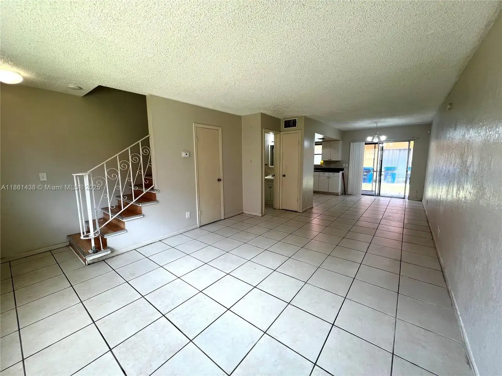 2562 NW 52nd Ave # B18, Lauderhill FL 33313 photo 4