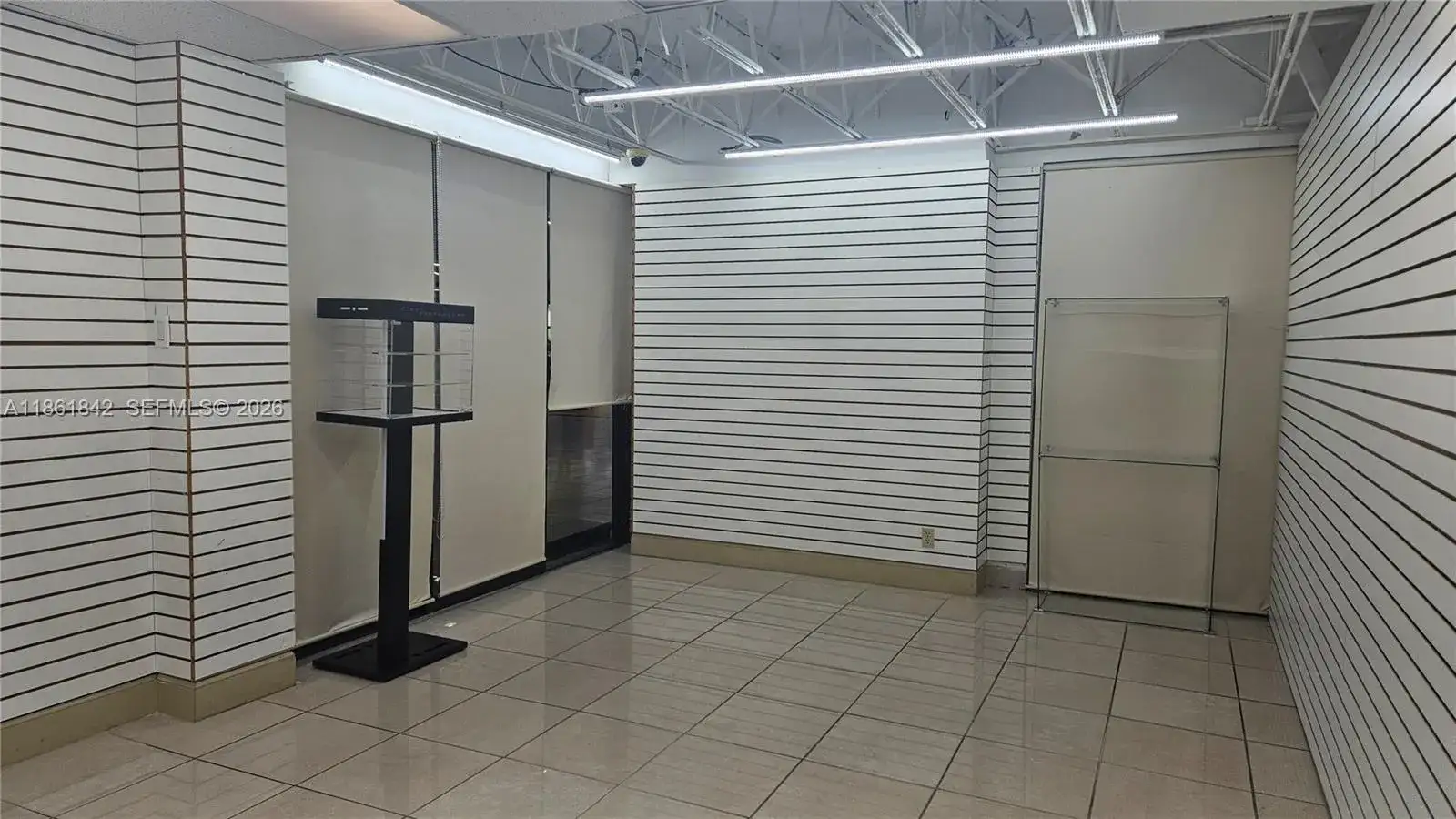 777 NW 72nd Ave # 1109, Miami FL 33126 photo 4