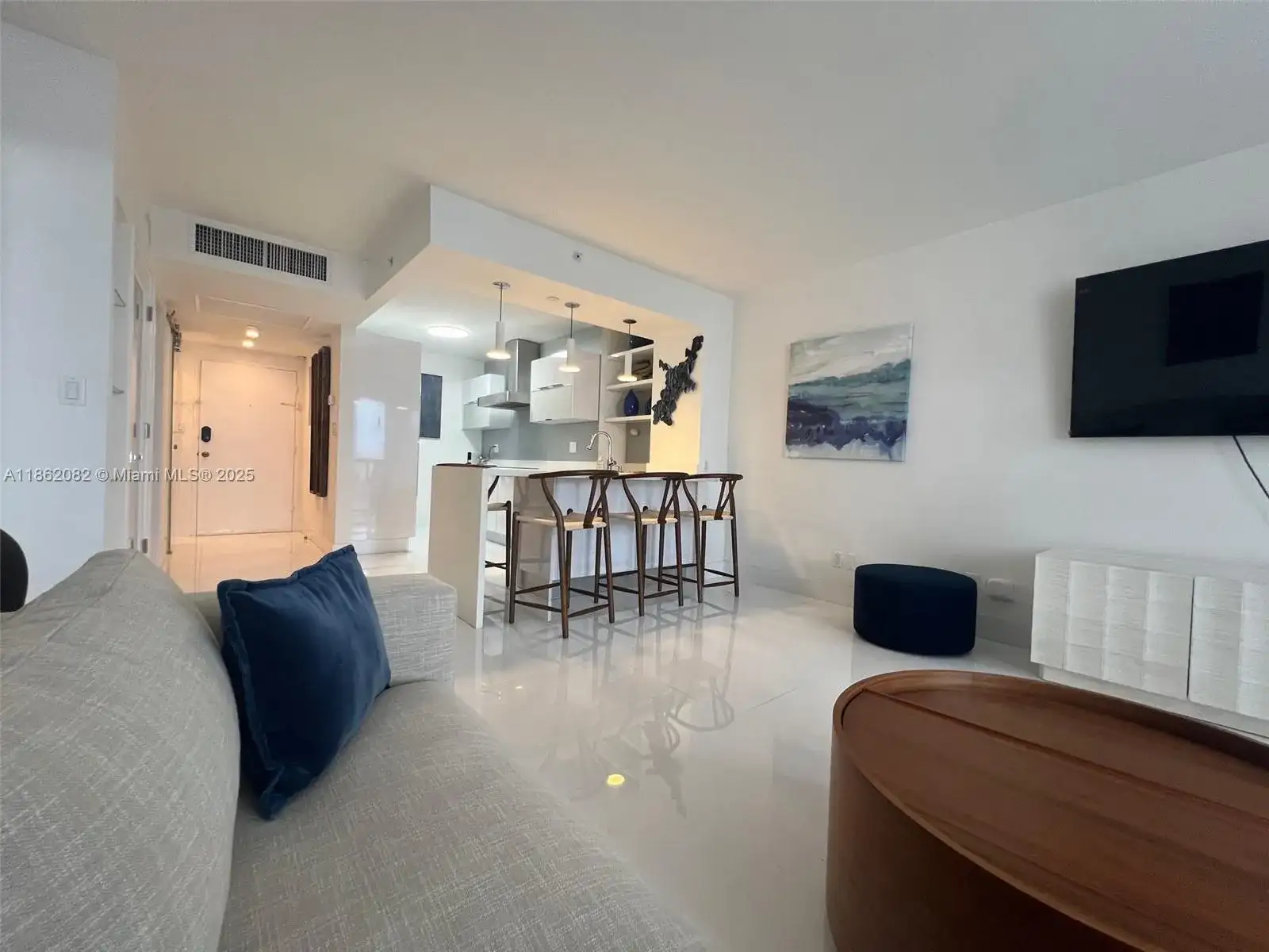 100 Lincoln Rd # 1022, Miami Beach FL 33139 photo 5
