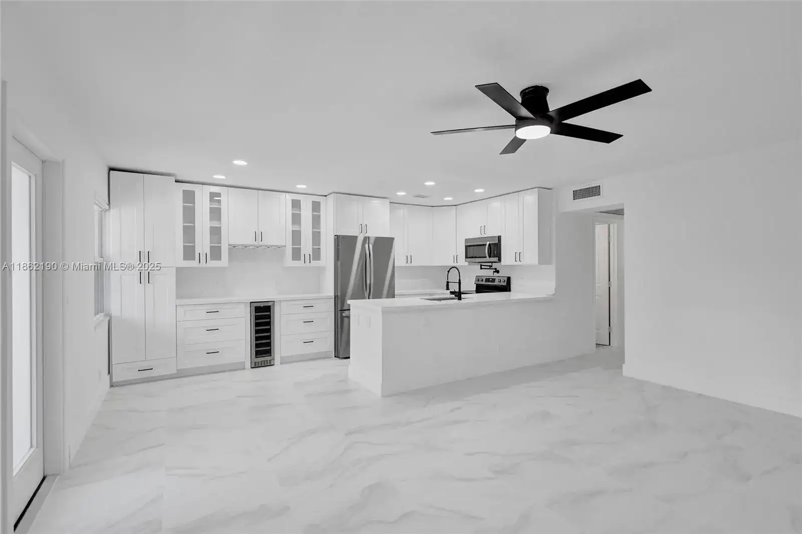 67 Newport D # 67, Deerfield Beach FL 33442 photo 3