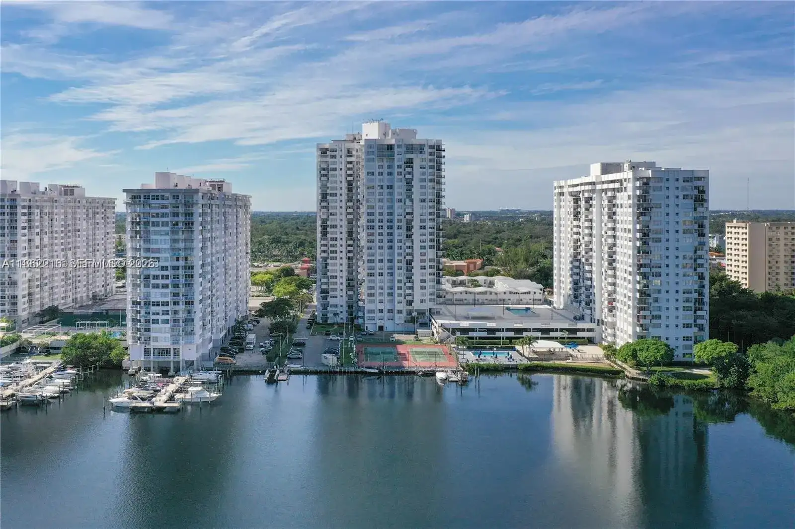 2750 NE 183rd St # 2707, Aventura FL 33160 photo 4