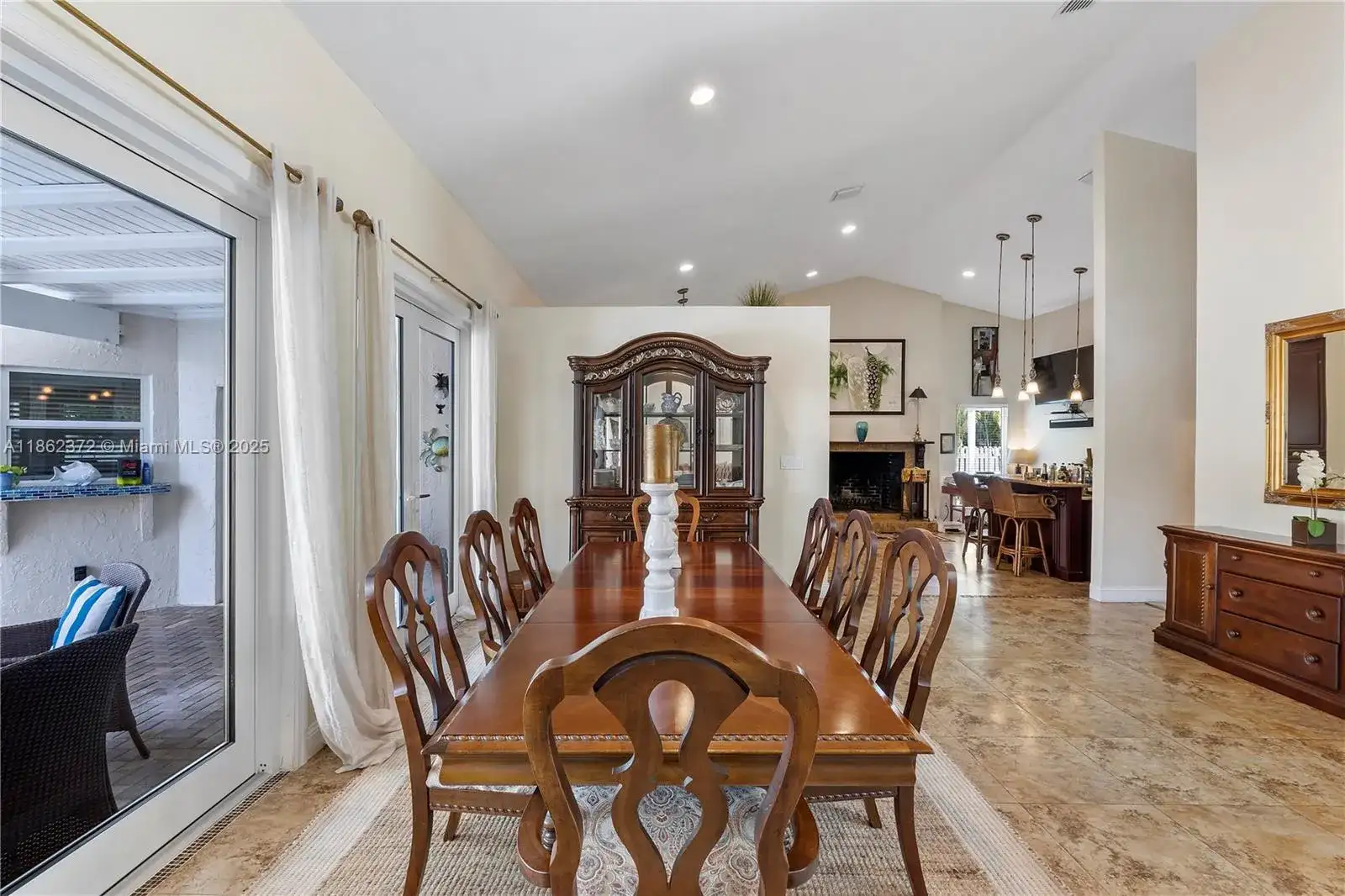 17640 Old Cutler Rd, Palmetto Bay FL 33157 photo 2