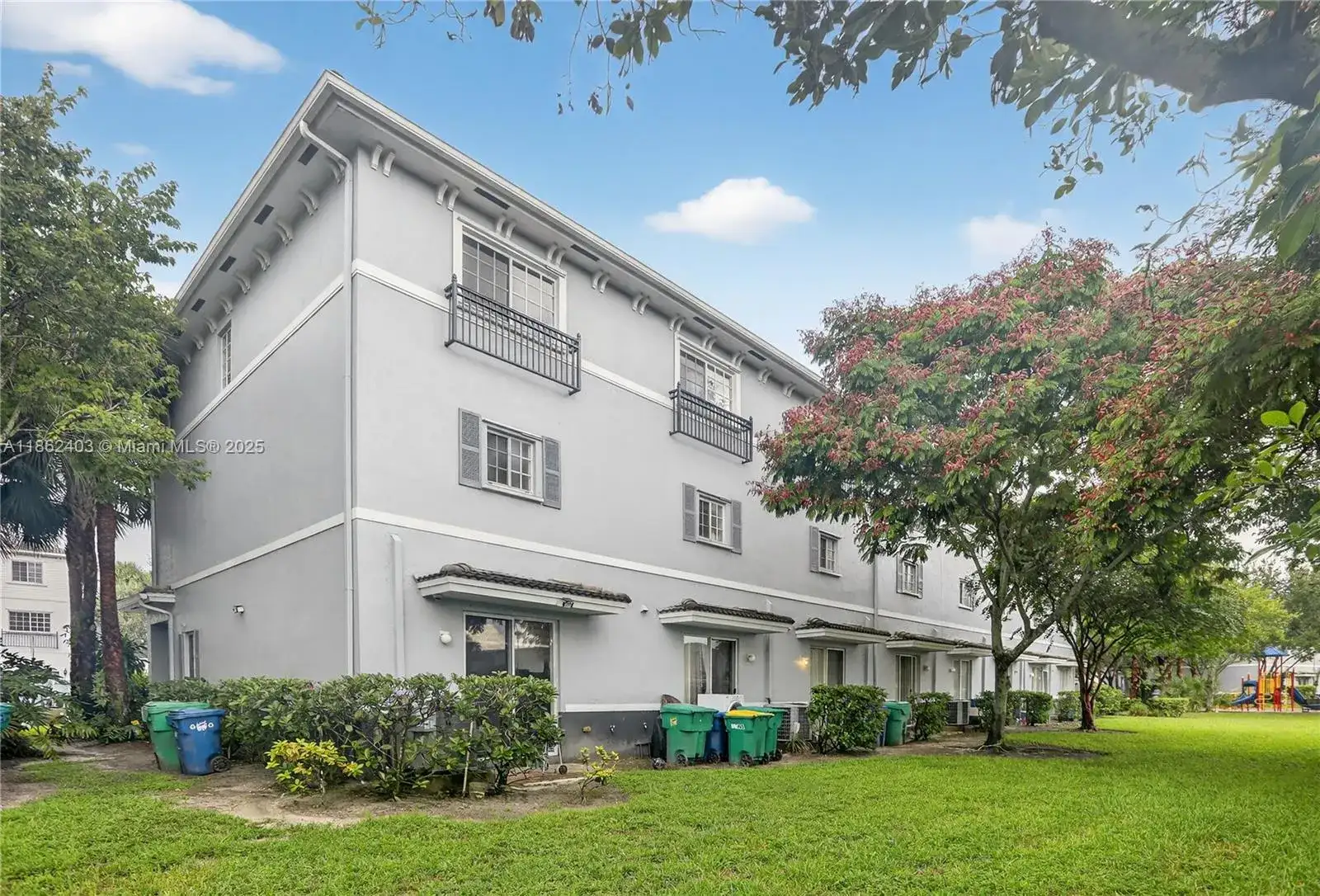 3445 NW 14th Ct, Lauderhill FL 33311 photo 2
