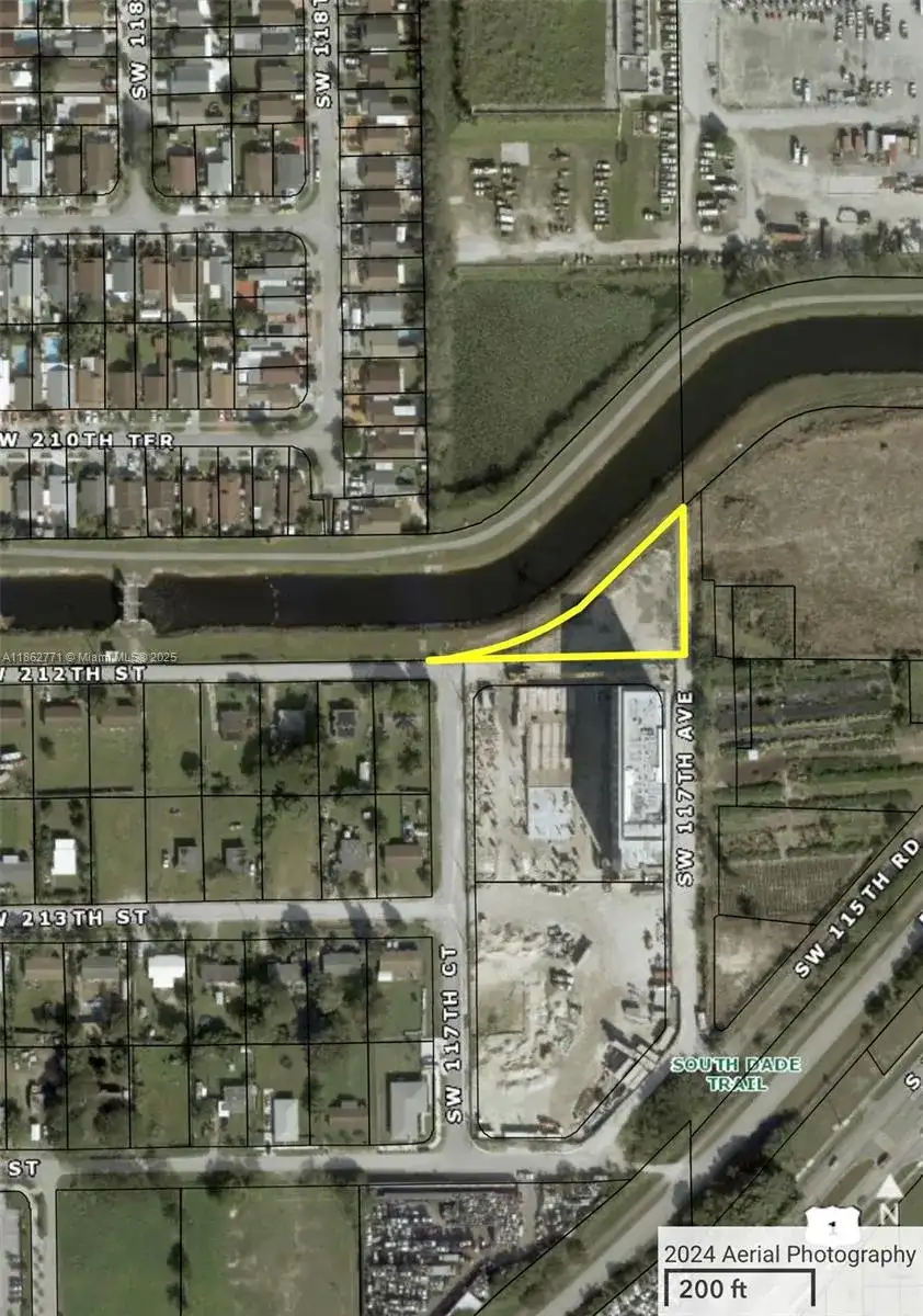 21150 SW 117 AVE, Miami FL 33177 photo 2