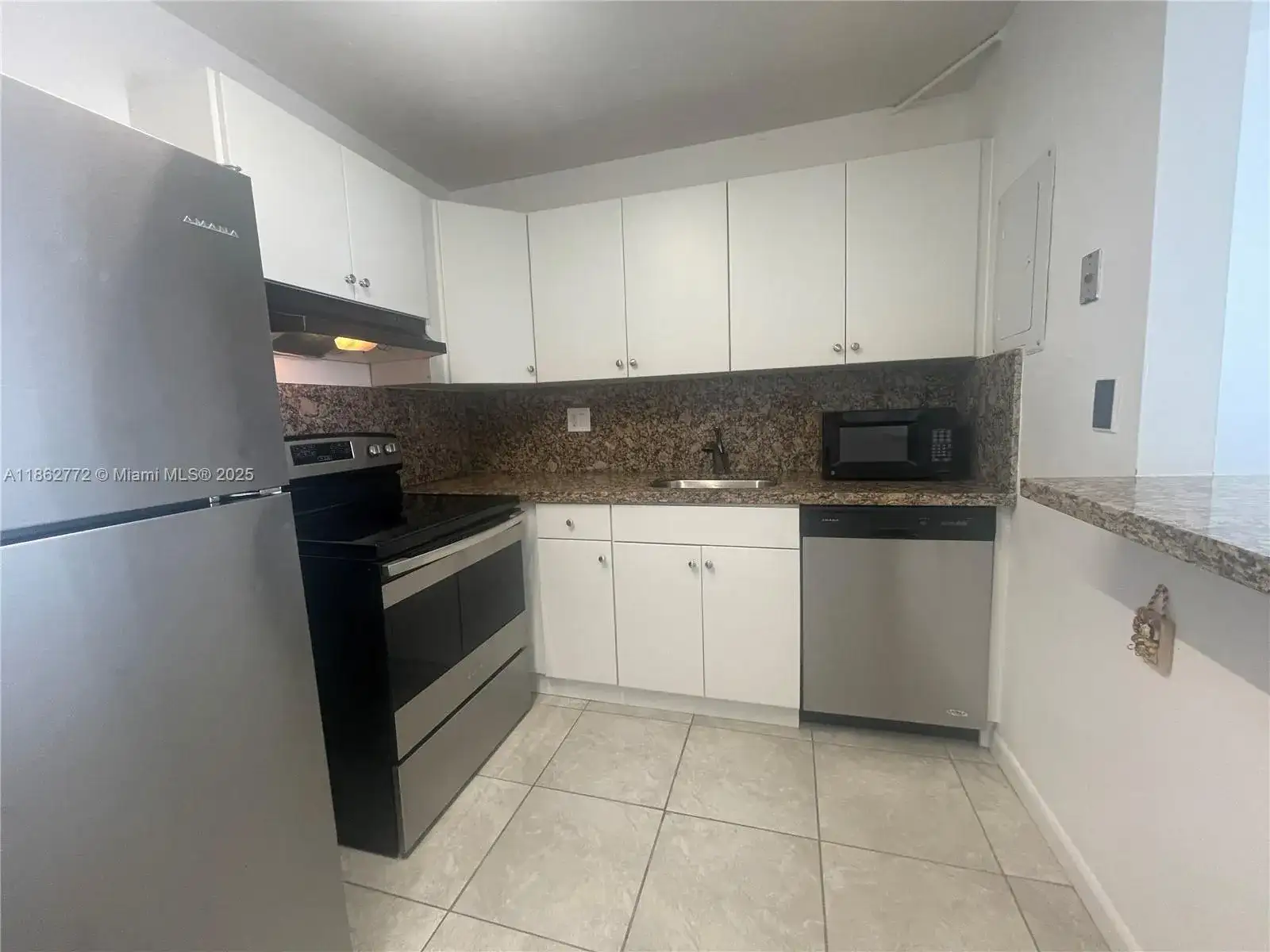 1465 NE 123rd St # 814, North Miami FL 33161 photo 2