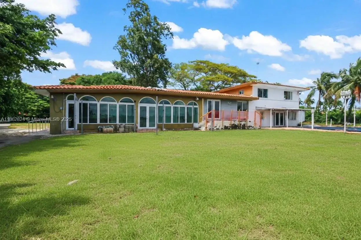 4399 SW 89th Ave, Miami FL 33165 photo 3