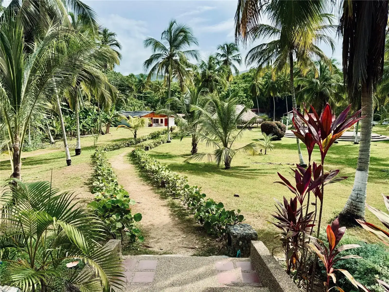 Casa De Campo Castillete, FL photo 3