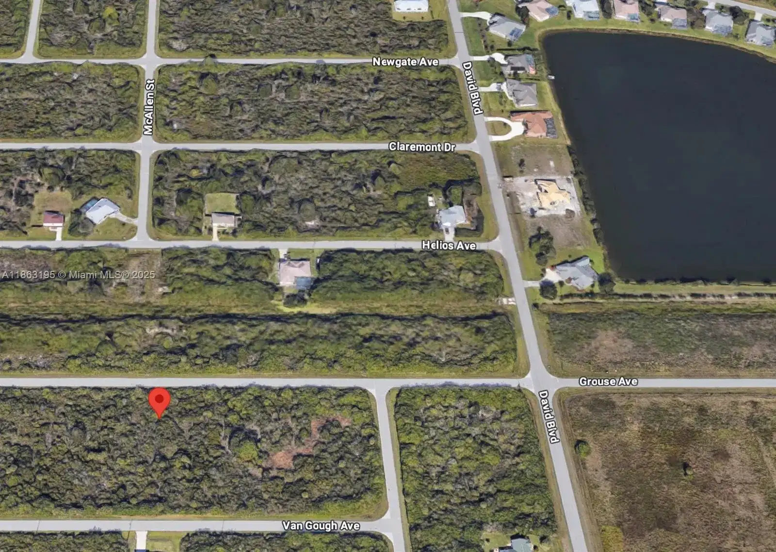 12199 Grouse Ave, Port Charlotte FL 33981 photo 4