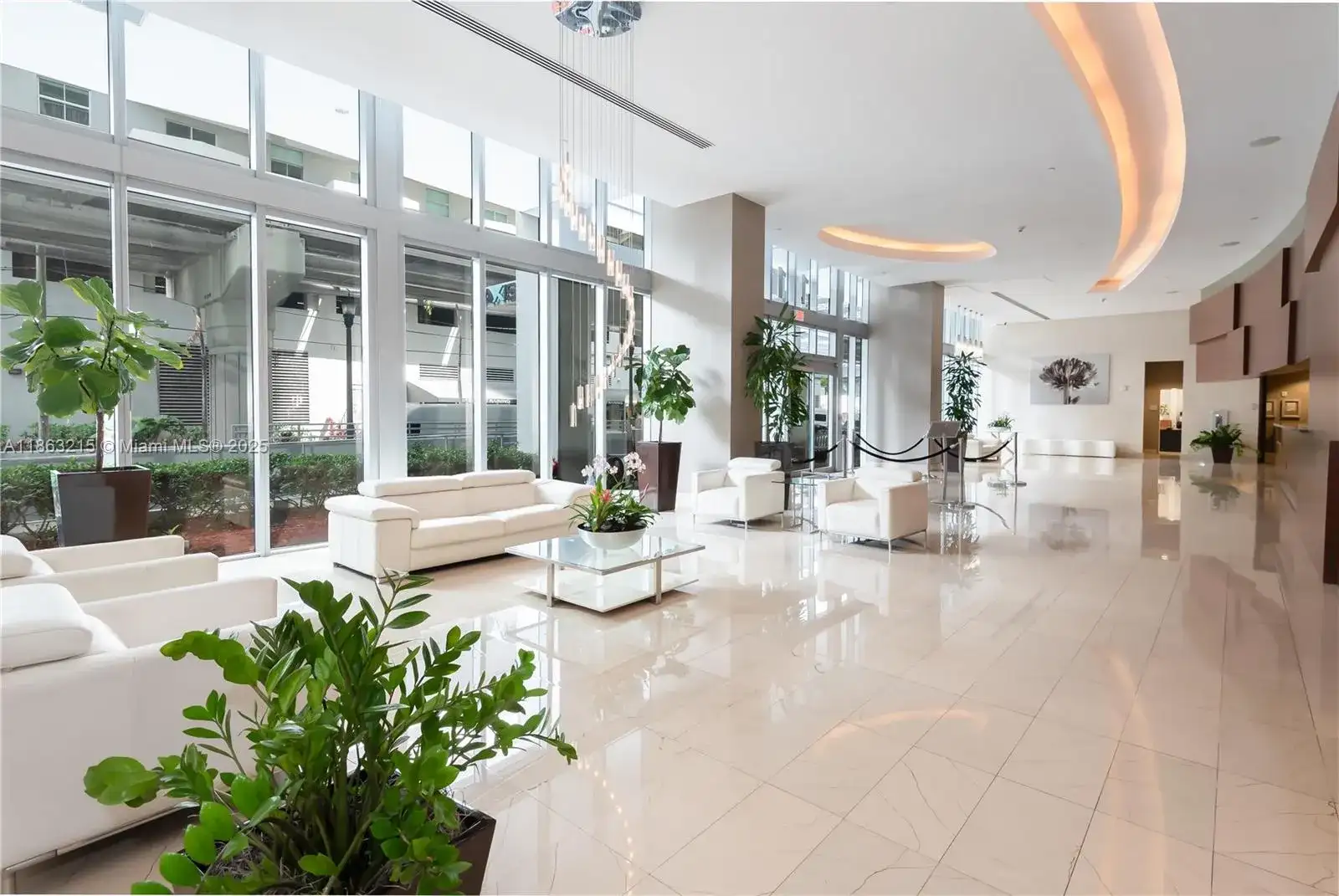 1111 SW 1st Ave, Miami FL 33130 photo 2