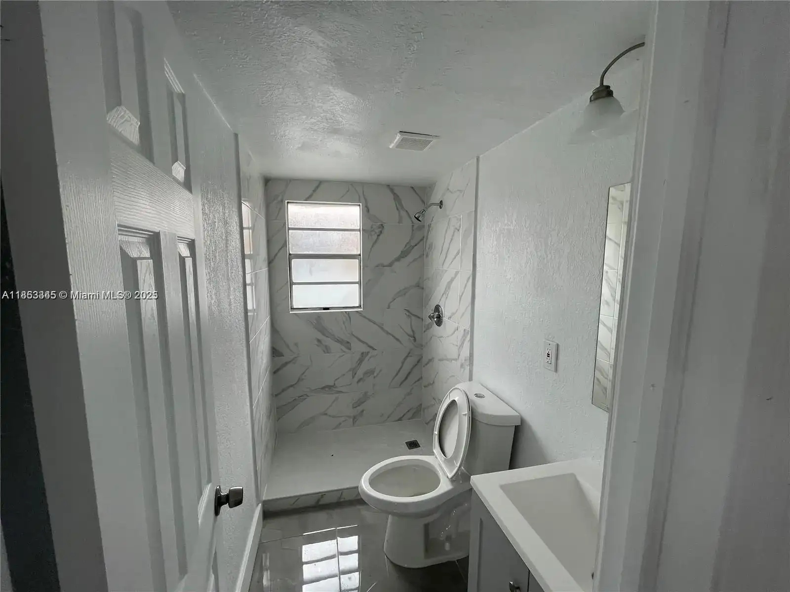 508 E 40th St, Hialeah FL 33013 photo 5