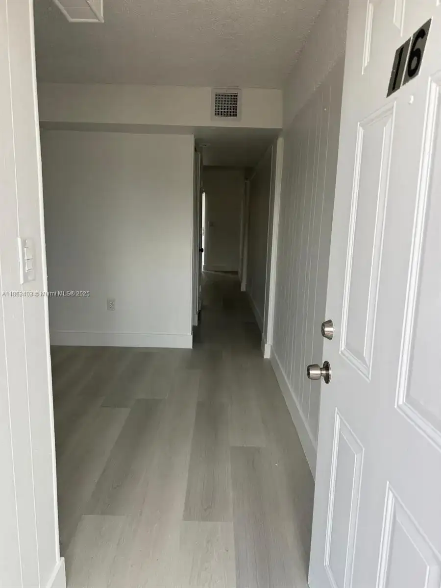 1000 W 28 St # 16, Hialeah FL 33010 photo 5