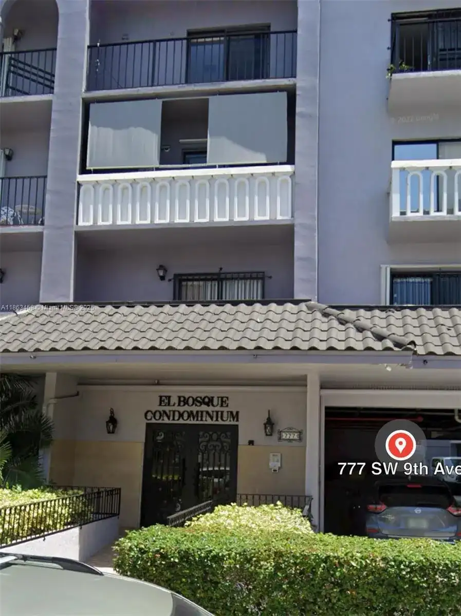 777 SW 9th Ave # 519, Miami FL 33130 photo 3