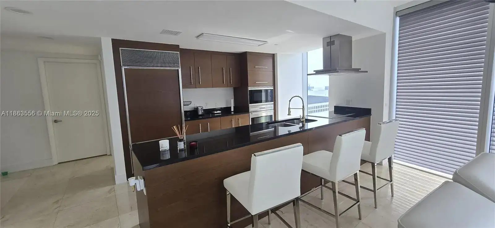 495 Brickell Ave # 5310, Miami FL 33131 photo 2