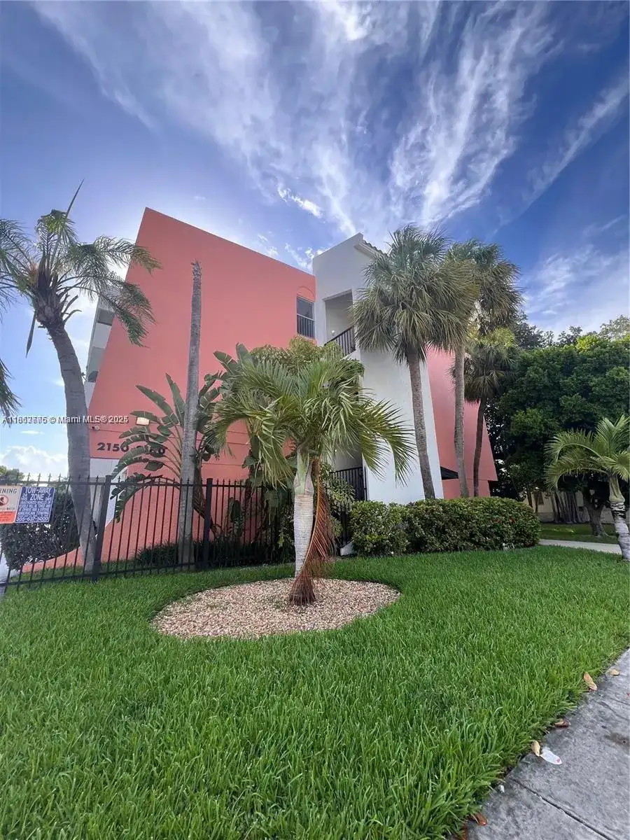 2150 SW 16th Ave # 206, Miami FL 33145 photo 2
