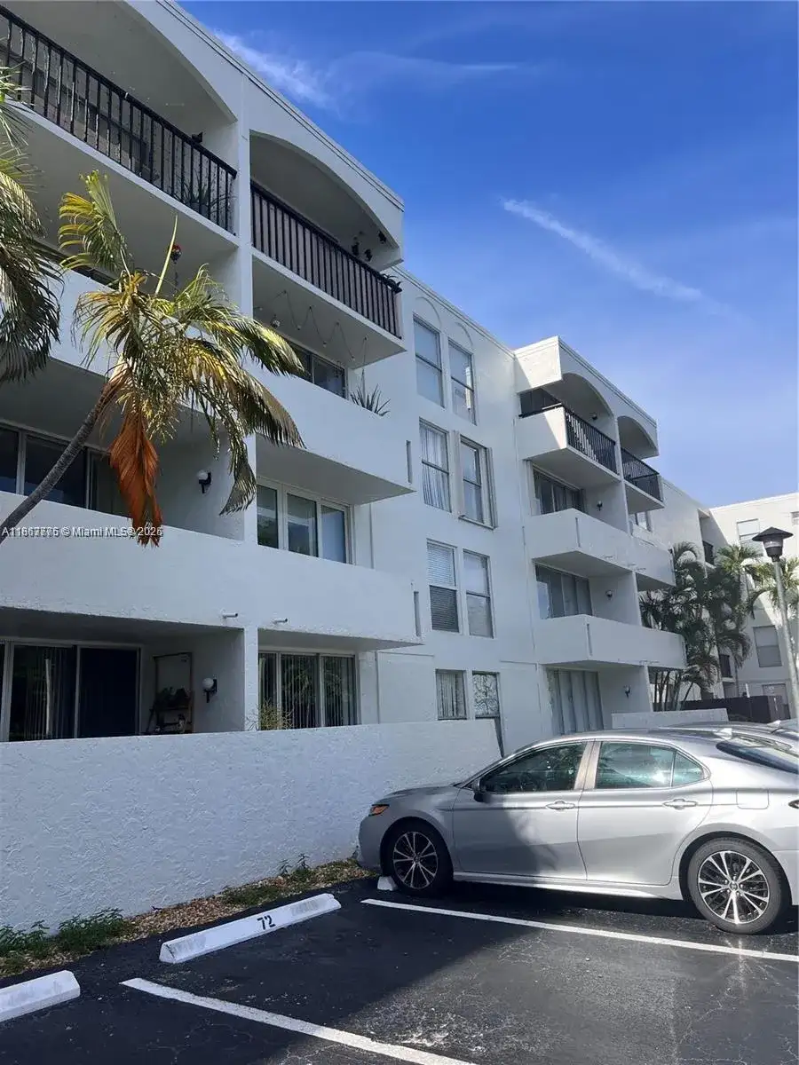2150 SW 16th Ave # 206, Miami FL 33145 photo 4