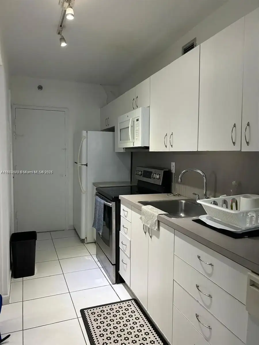 100 Lincoln Rd # 437, Miami Beach FL 33139 photo 5