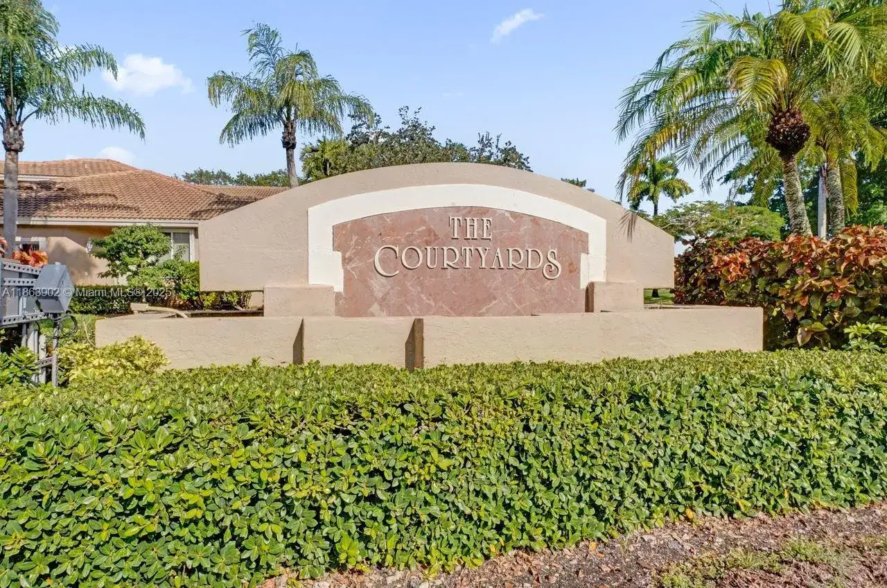 15899 SW 12th St, Pembroke Pines FL 33027 photo 5