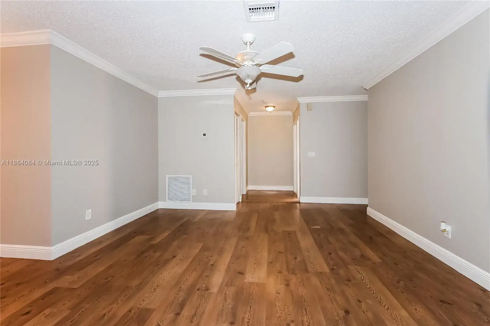 1105 Sonata Way, Royal Palm Beach FL 33411 photo 4