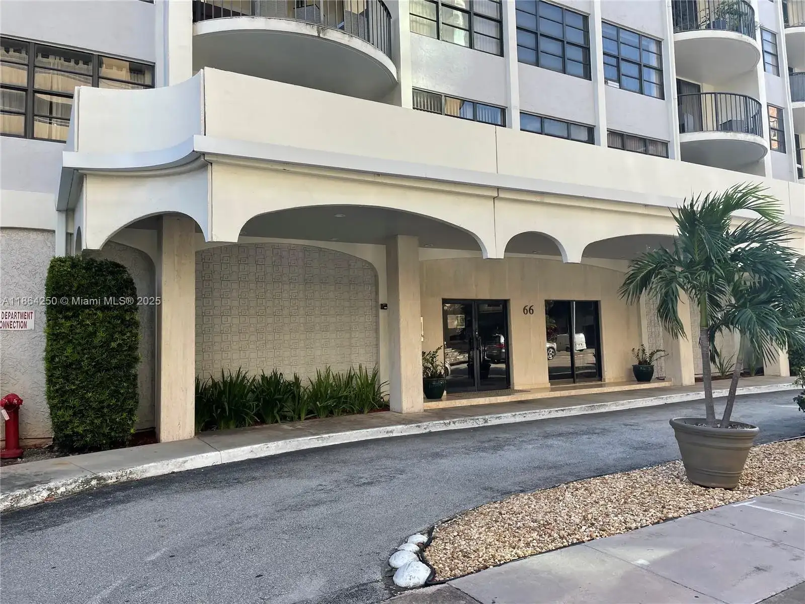 66 Valencia Ave, Coral Gables FL 33134 photo 2