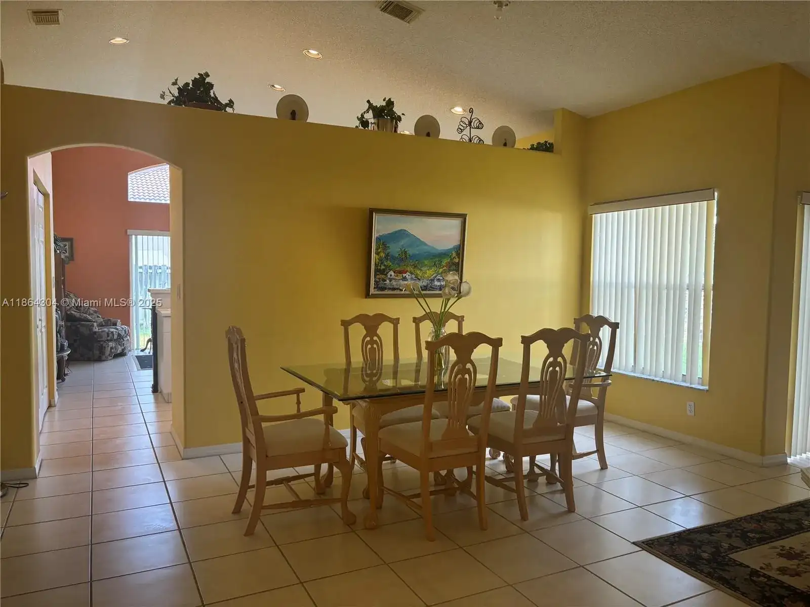 18581 NW 23rd St, Pembroke Pines FL 33029 photo 3