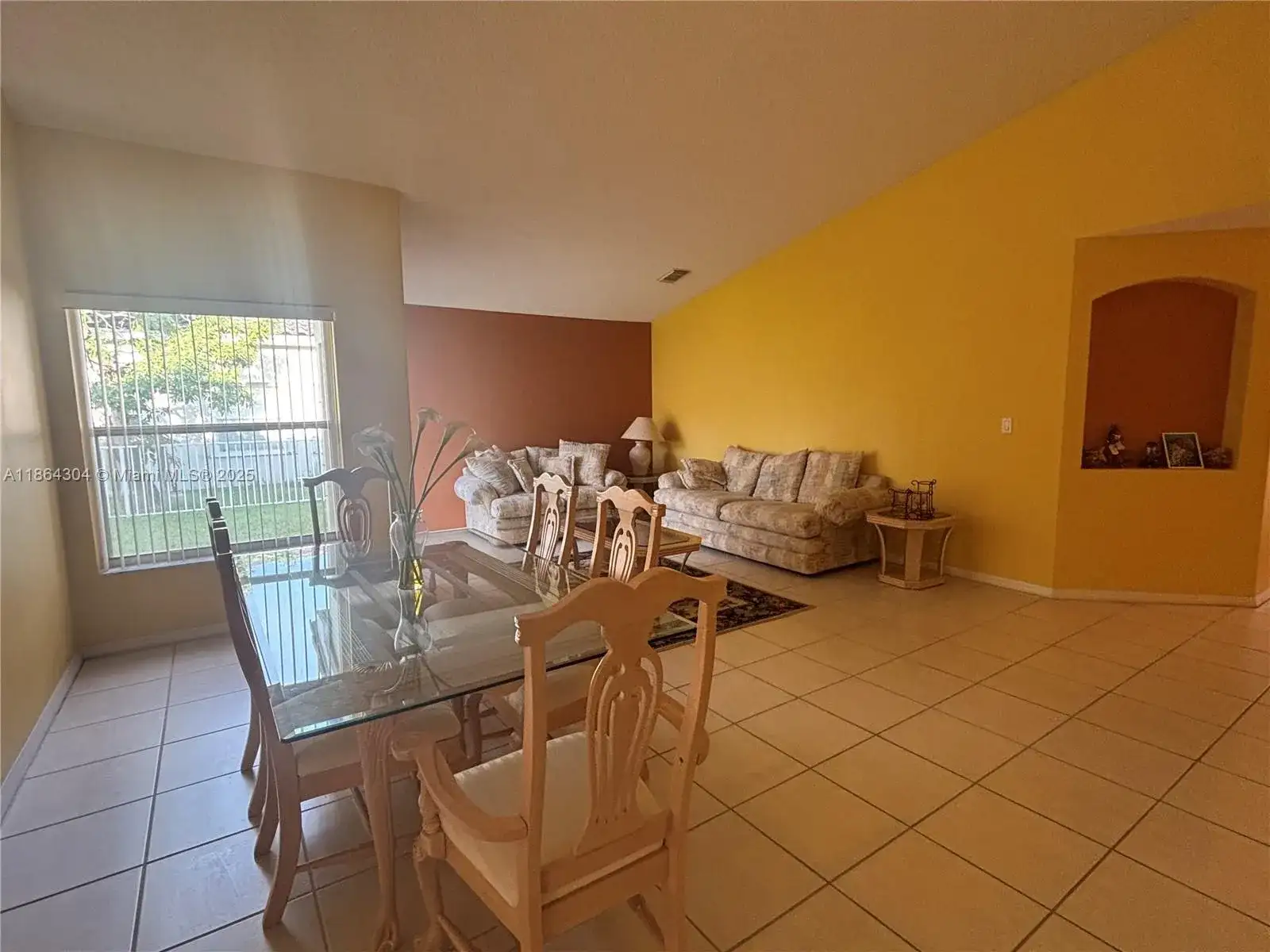 18581 NW 23rd St, Pembroke Pines FL 33029 photo 5